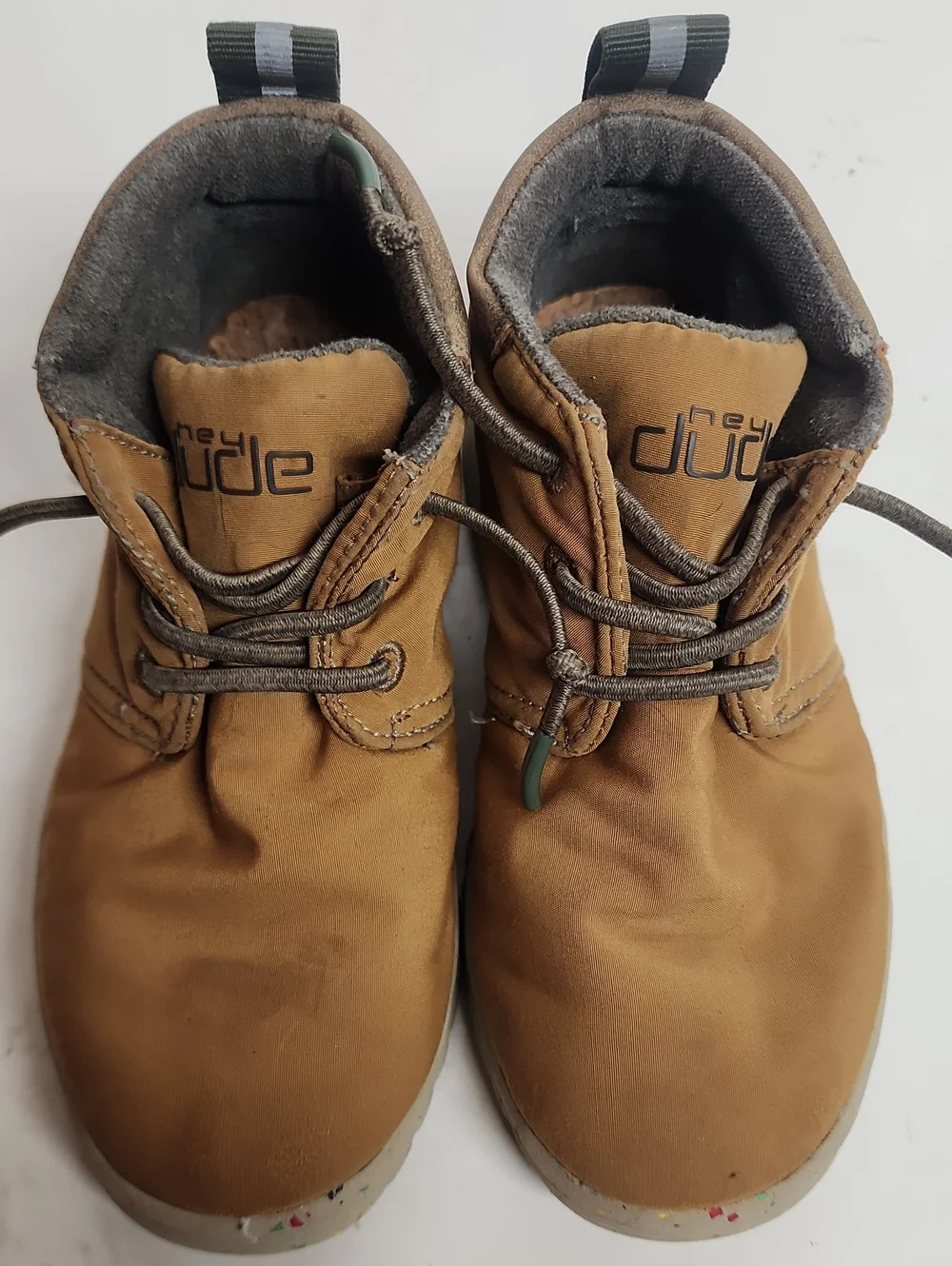 Hey Dude durable khaki